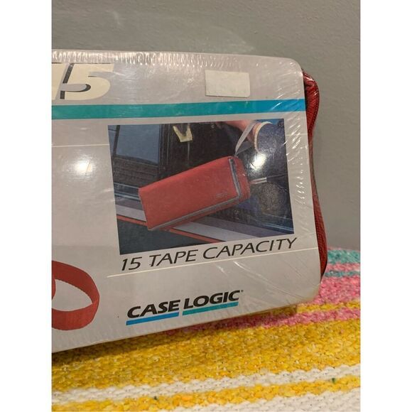 CASE LOGIC CASSETTE Tape Carrying Case-NEW 15CT Red Storage Zippered Vintage - Picture 2 of 5